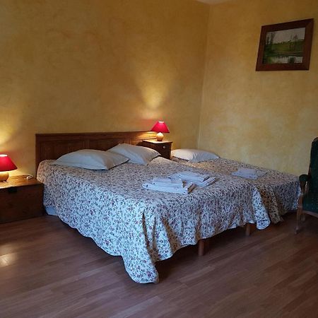 Golf De Teynac Bed & Breakfast Beychac-et-Caillau Екстериор снимка