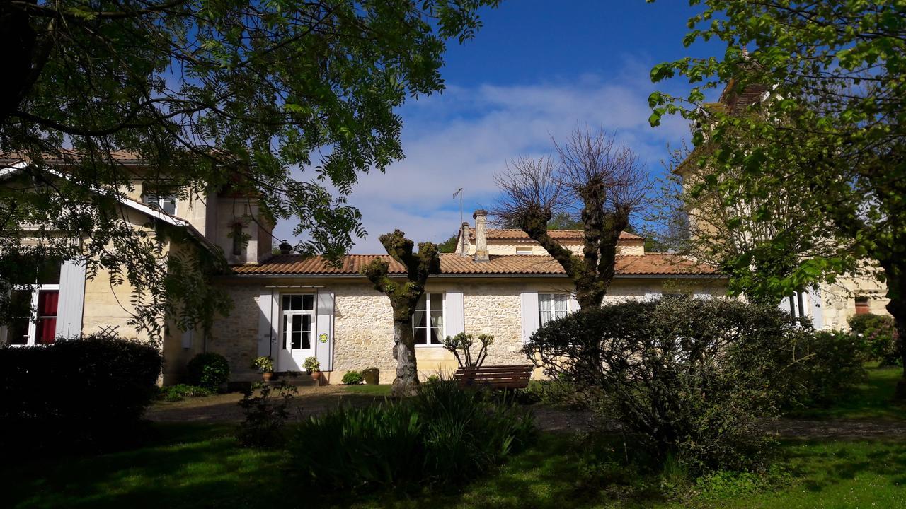 Golf De Teynac Bed & Breakfast Beychac-et-Caillau Екстериор снимка