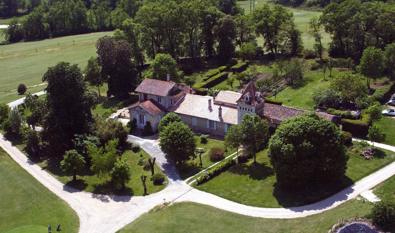 Golf De Teynac Bed & Breakfast Beychac-et-Caillau Екстериор снимка