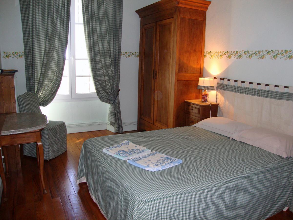 Golf De Teynac Bed & Breakfast Beychac-et-Caillau Екстериор снимка